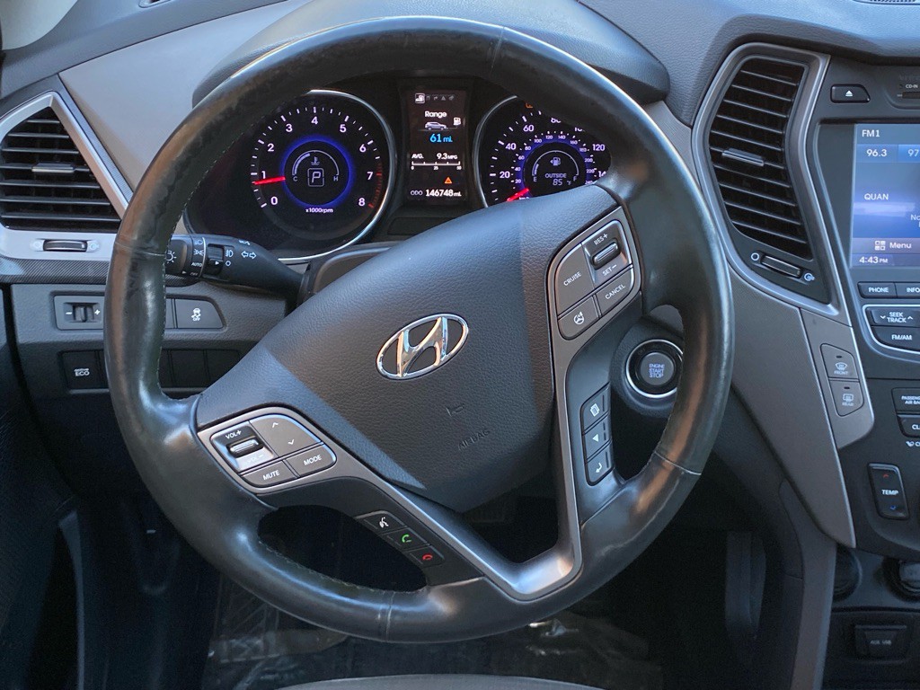 2013 Hyundai Santa Fe Image 15