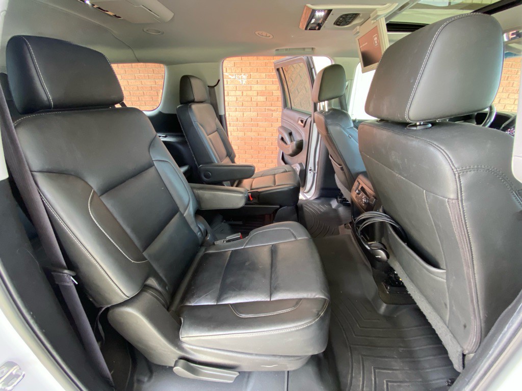 2017 Chevrolet Suburban Image 15