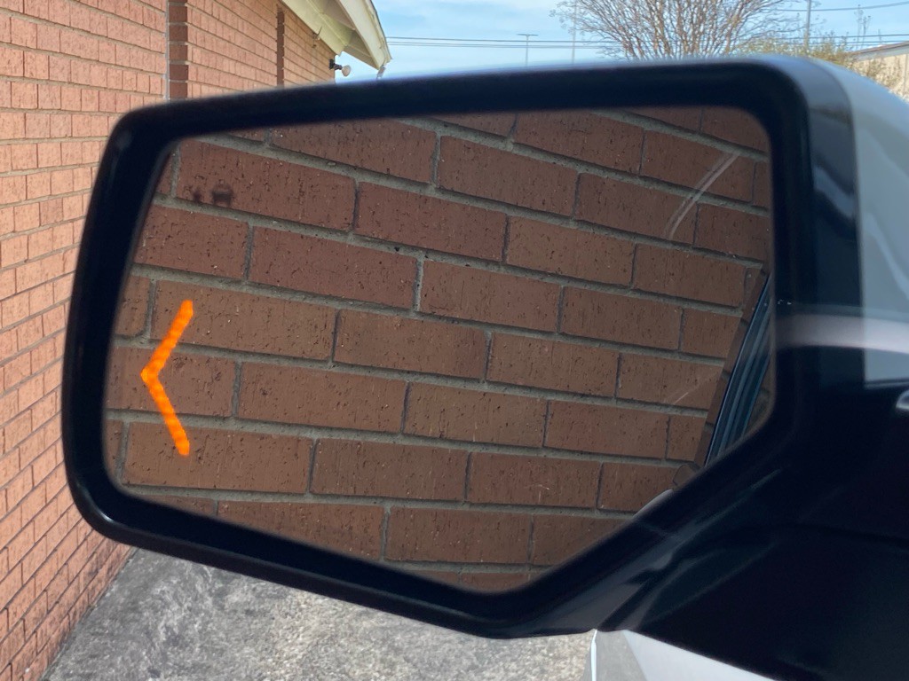 2017 Chevrolet Suburban Image 23