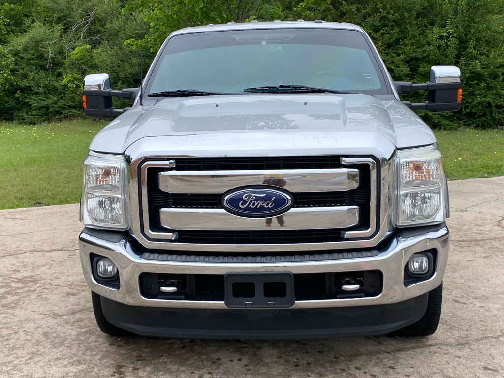 2015 Ford F-250 Image 2
