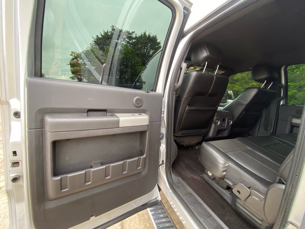 2015 Ford F-250 Image 11