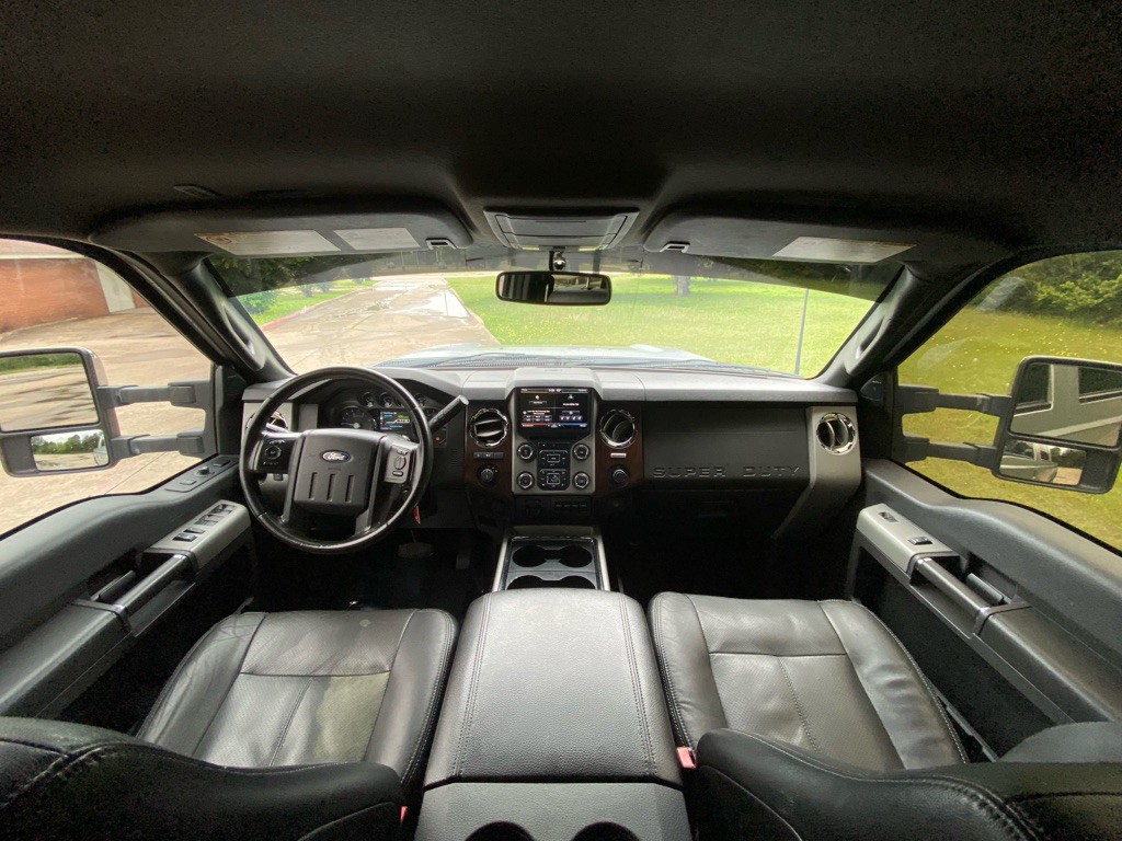 2015 Ford F-250 Image 16