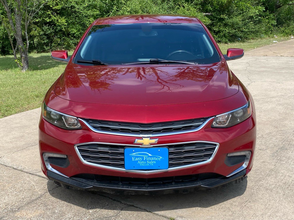 2018 Chevrolet Malibu Image 2