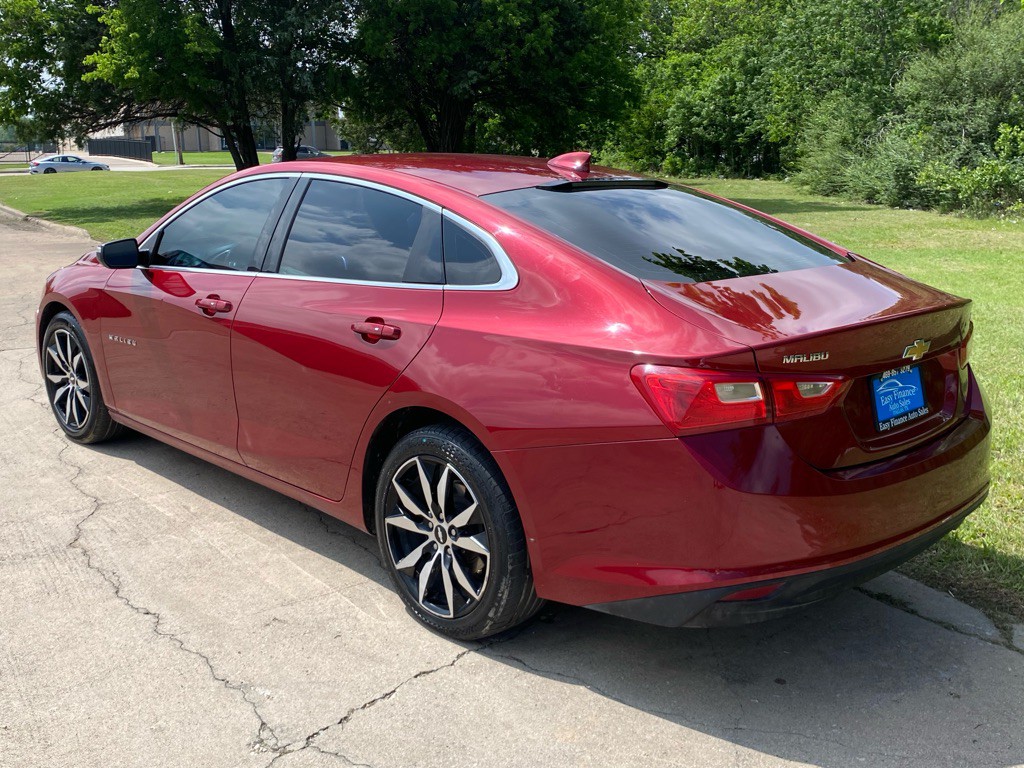 2018 Chevrolet Malibu Image 4