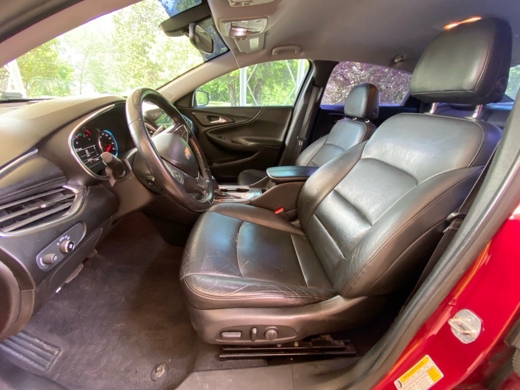 2018 Chevrolet Malibu Image 9