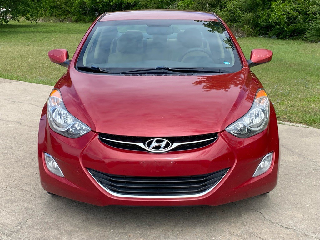 2012 Hyundai Elantra Image 2