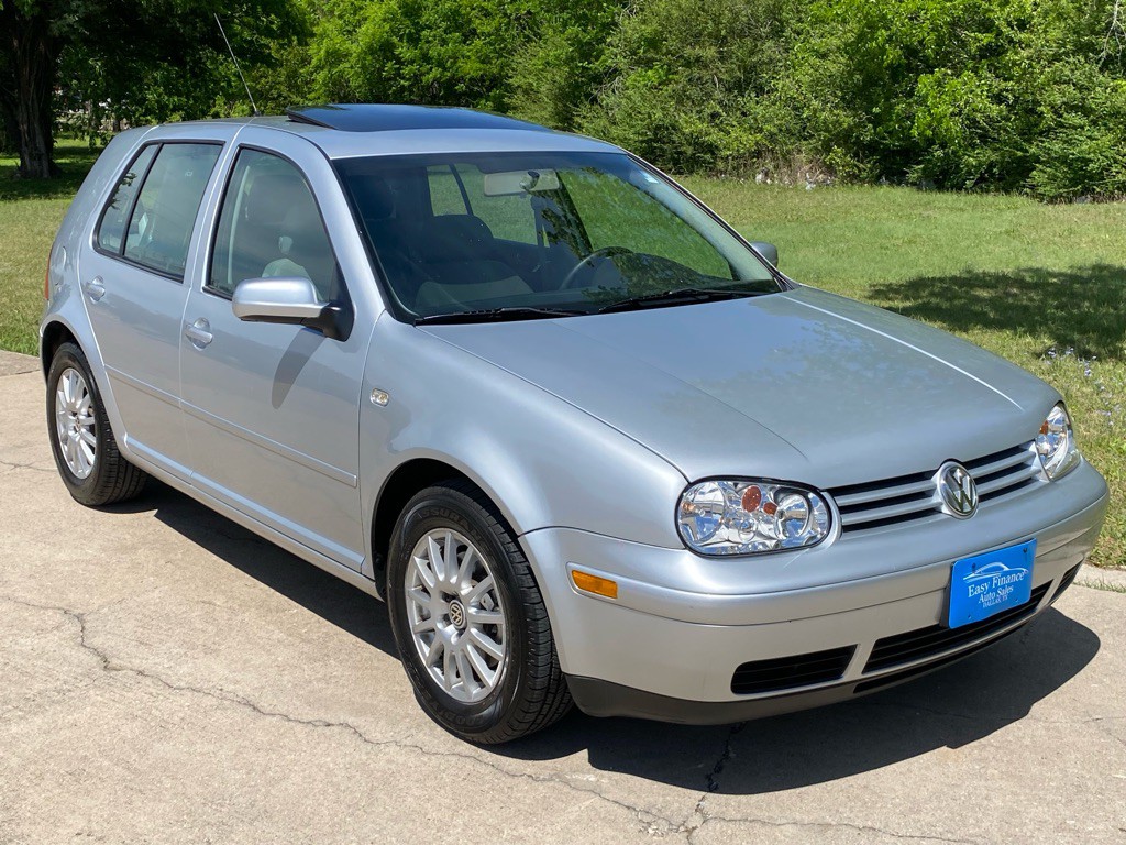 2004 Volkswagen Golf Image 1