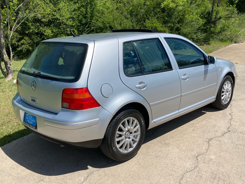 2004 Volkswagen Golf Image 4