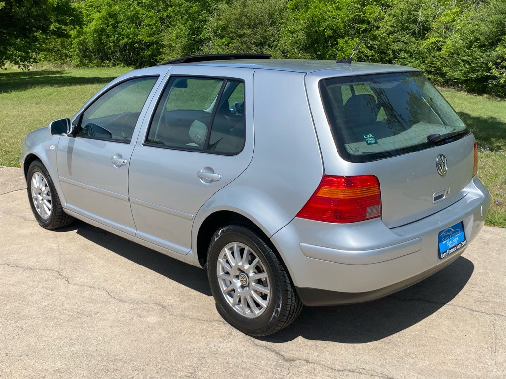 2004 Volkswagen Golf Image 6