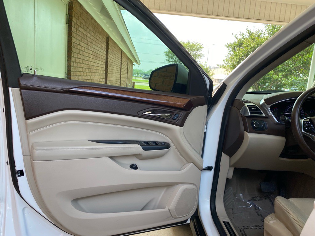 2015 Cadillac SRX Image 7