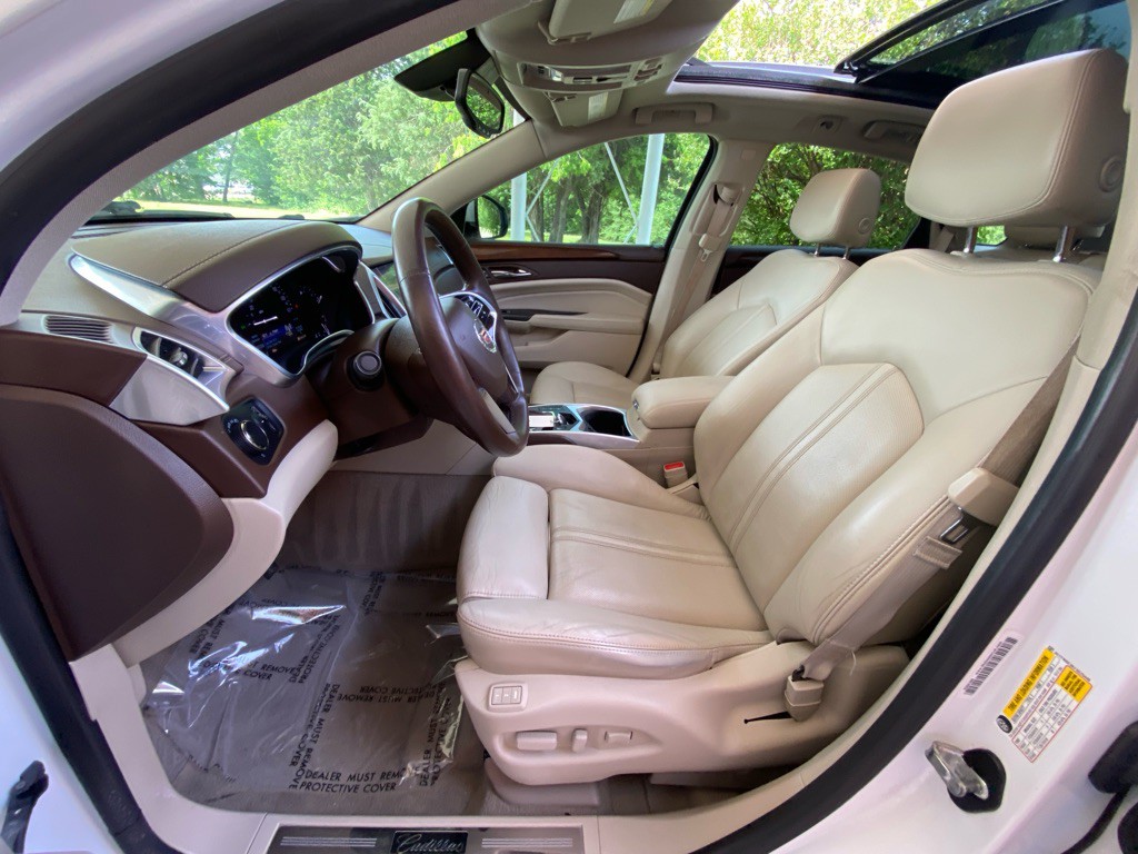2015 Cadillac SRX Image 8