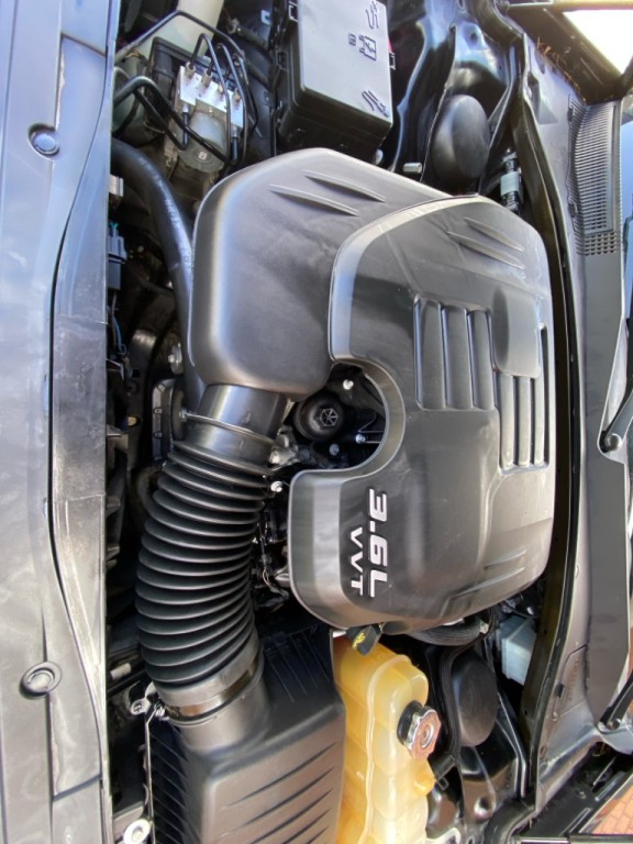 2020 Chrysler 300 Image 19