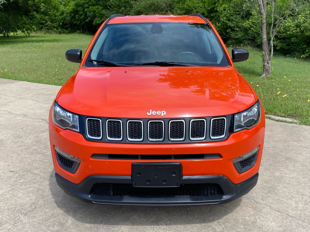 2018 Jeep Compass Image 2