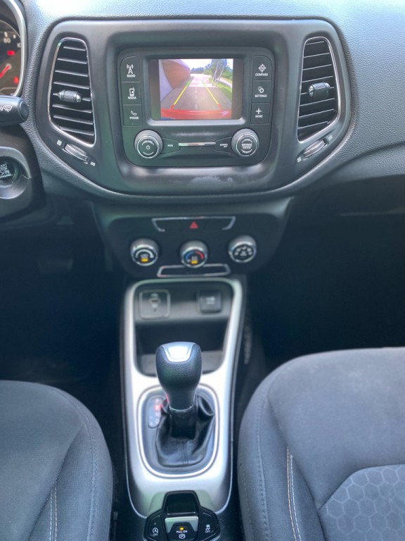 2018 Jeep Compass Image 17