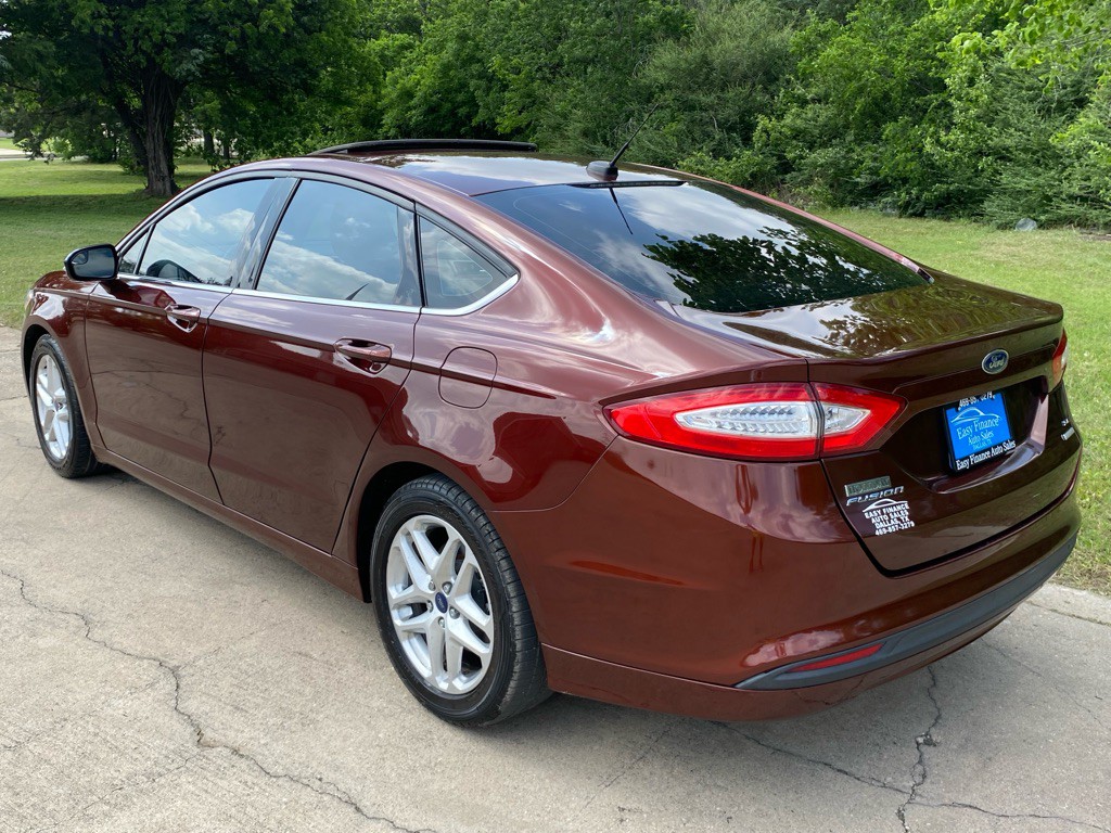 2016 Ford Fusion Image 4