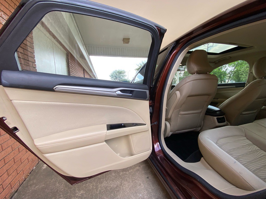 2016 Ford Fusion Image 10