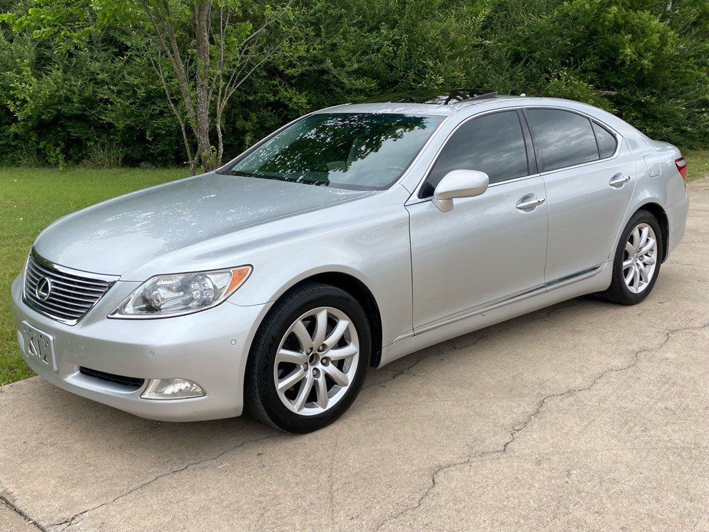 2007 Lexus LS Image 1