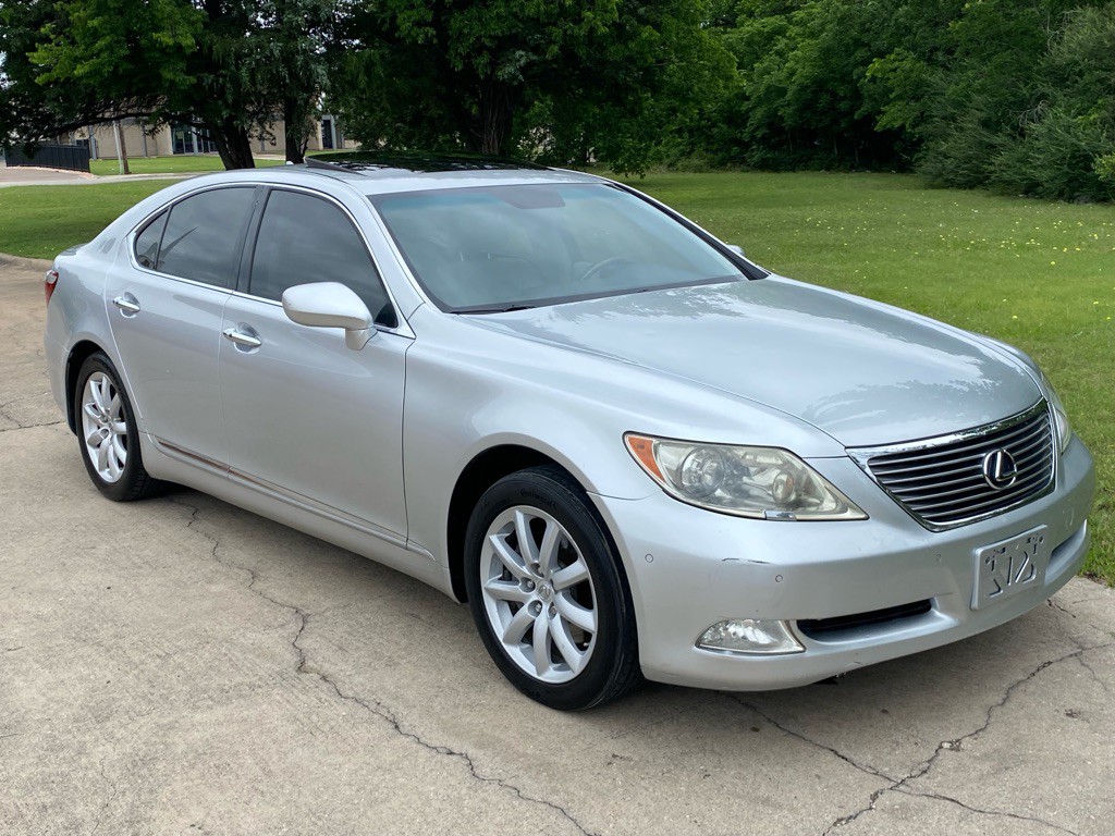2007 Lexus LS Image 3