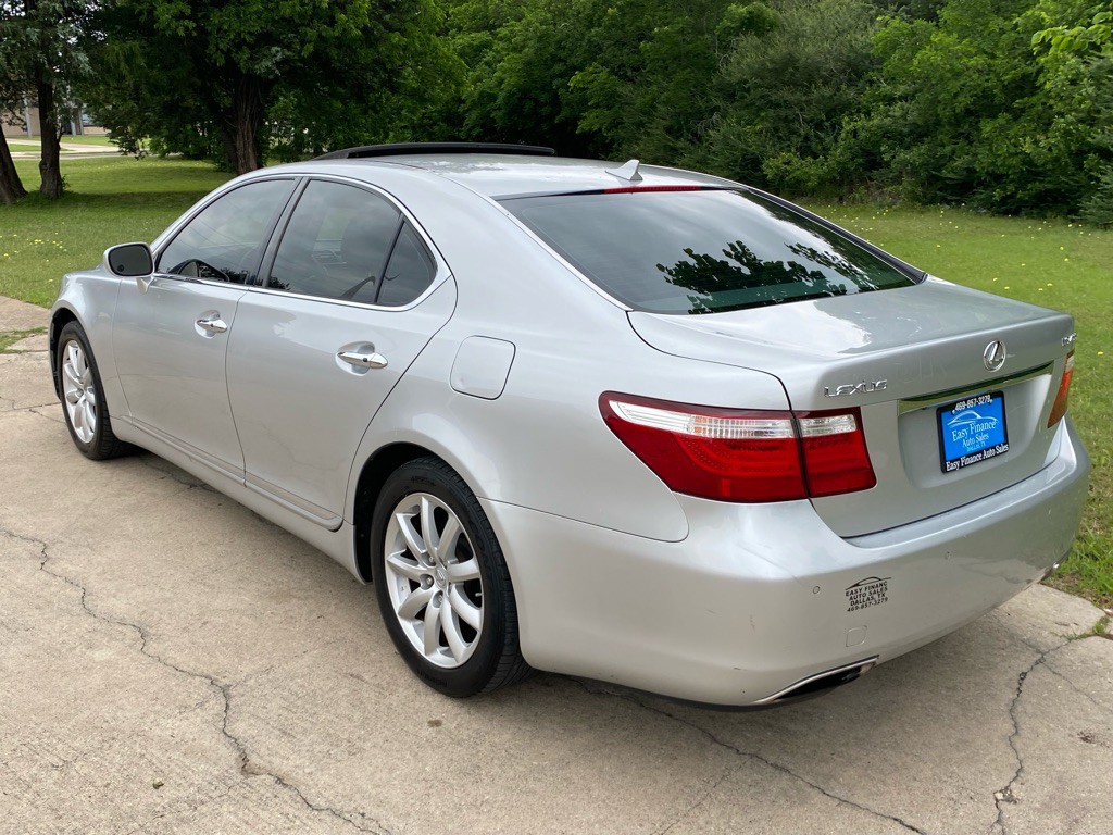 2007 Lexus LS Image 5