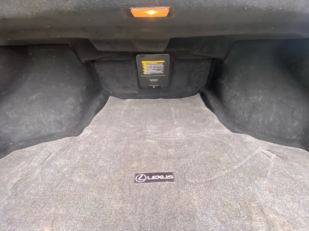 2007 Lexus LS Image 18