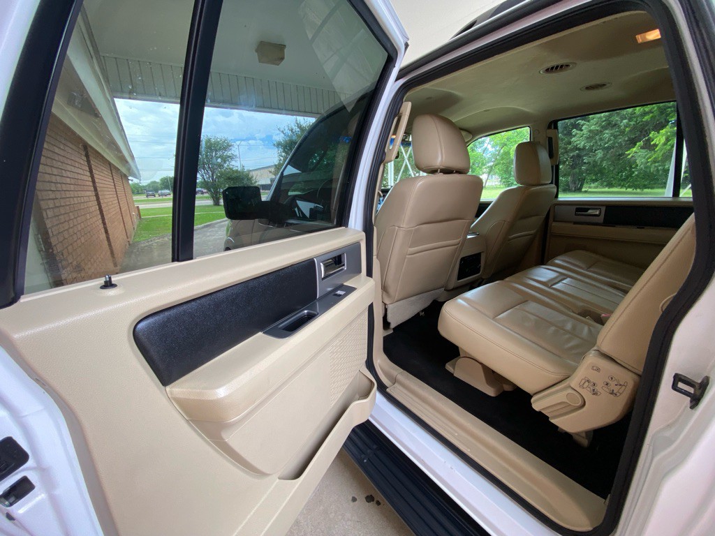 2017 Ford Expedition Image 13