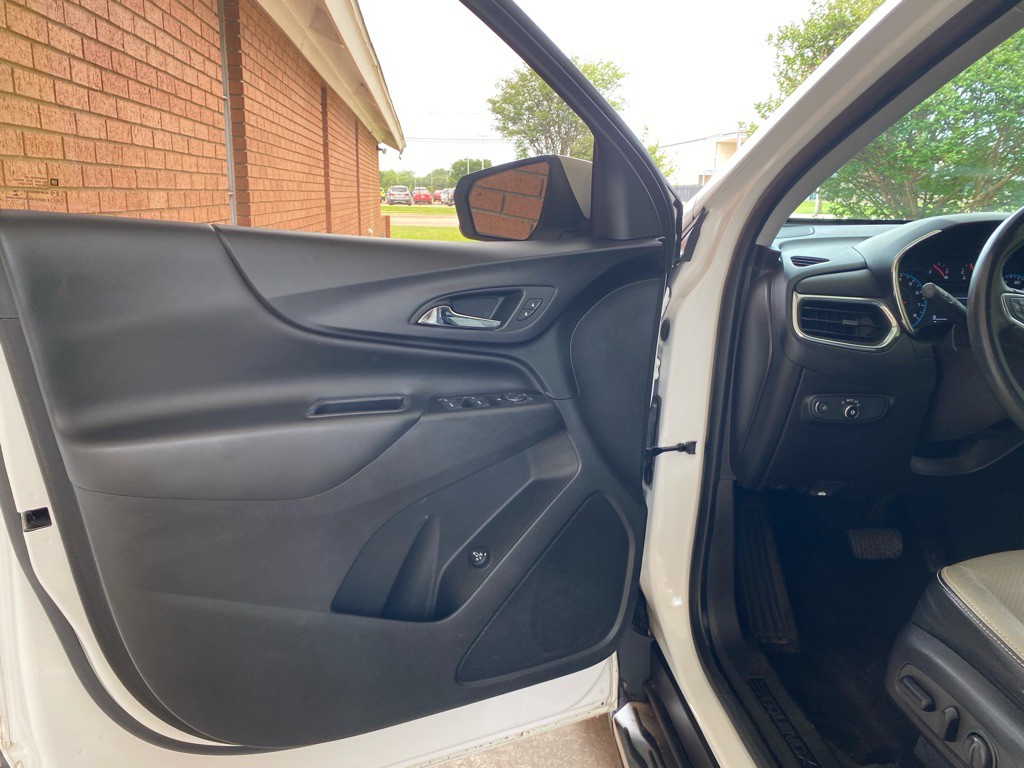2018 Chevrolet Equinox Image 8