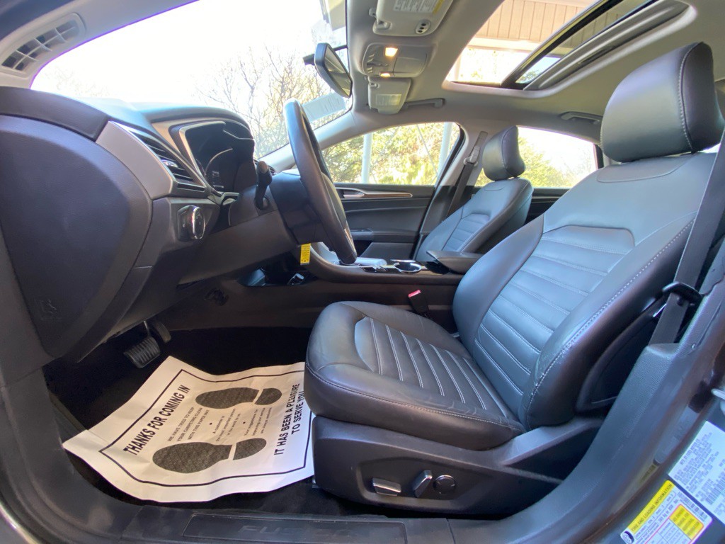 2016 Ford Fusion Image 9