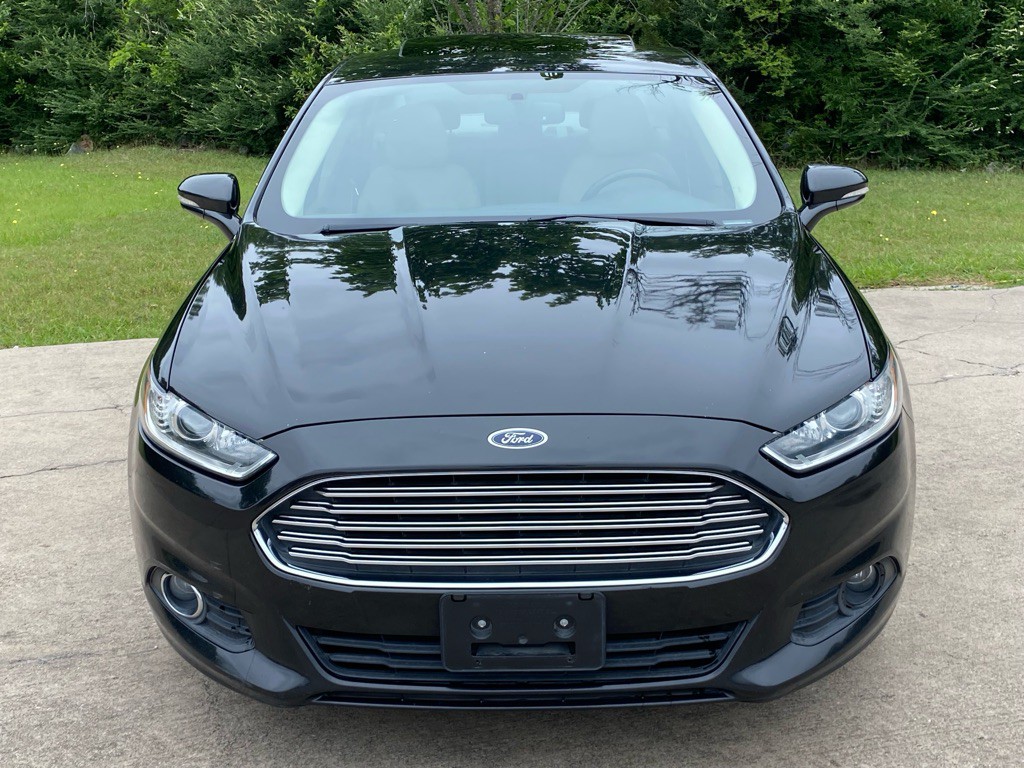 2014 Ford Fusion Image 2