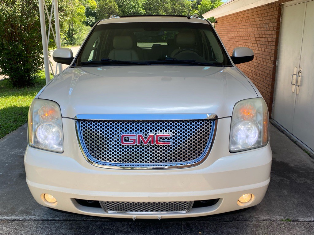 2011 GMC Yukon Image 7