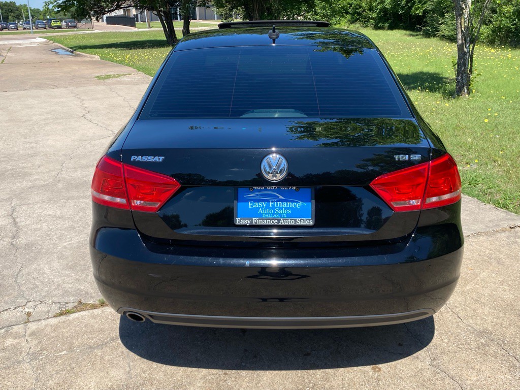 2015 Volkswagen Passat Image 5