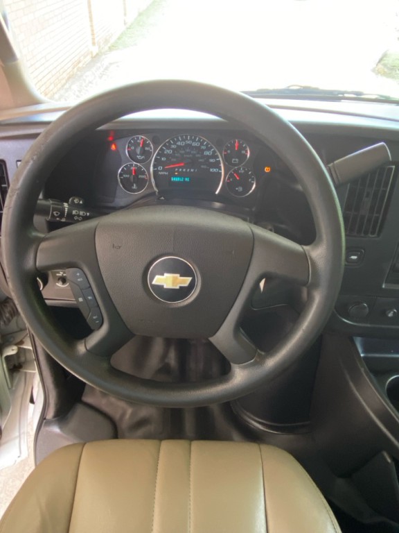 2020 Chevrolet Express Image 13