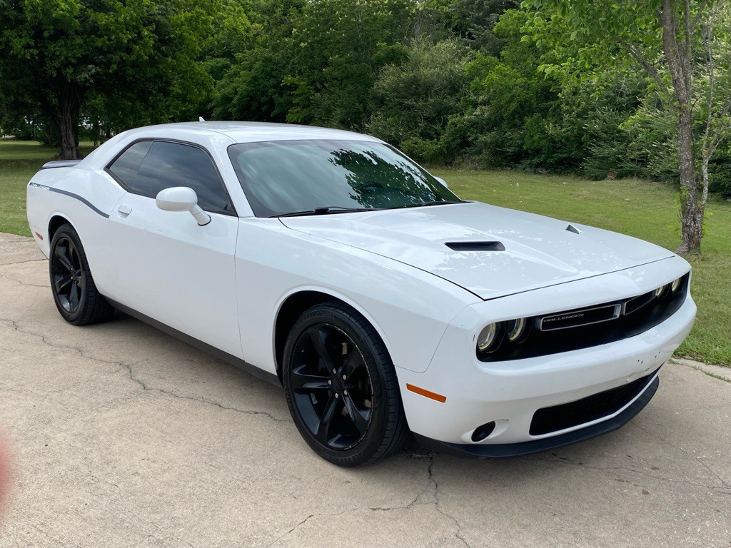 2015 Dodge Challenger Image 3