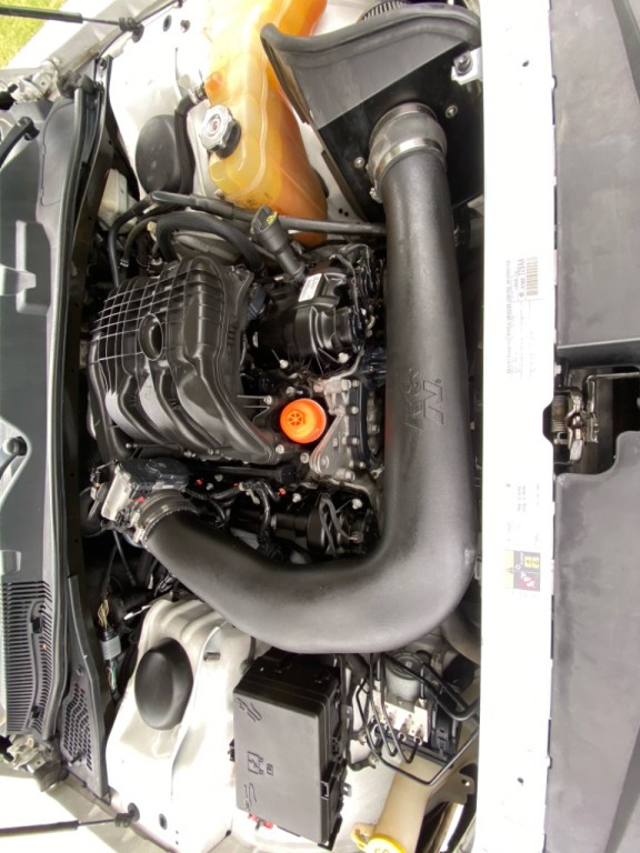 2015 Dodge Challenger Image 18
