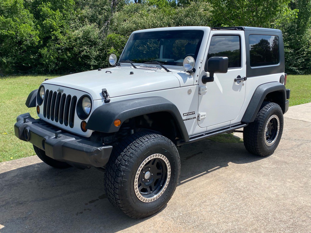 2010 Jeep Wrangler Image 3