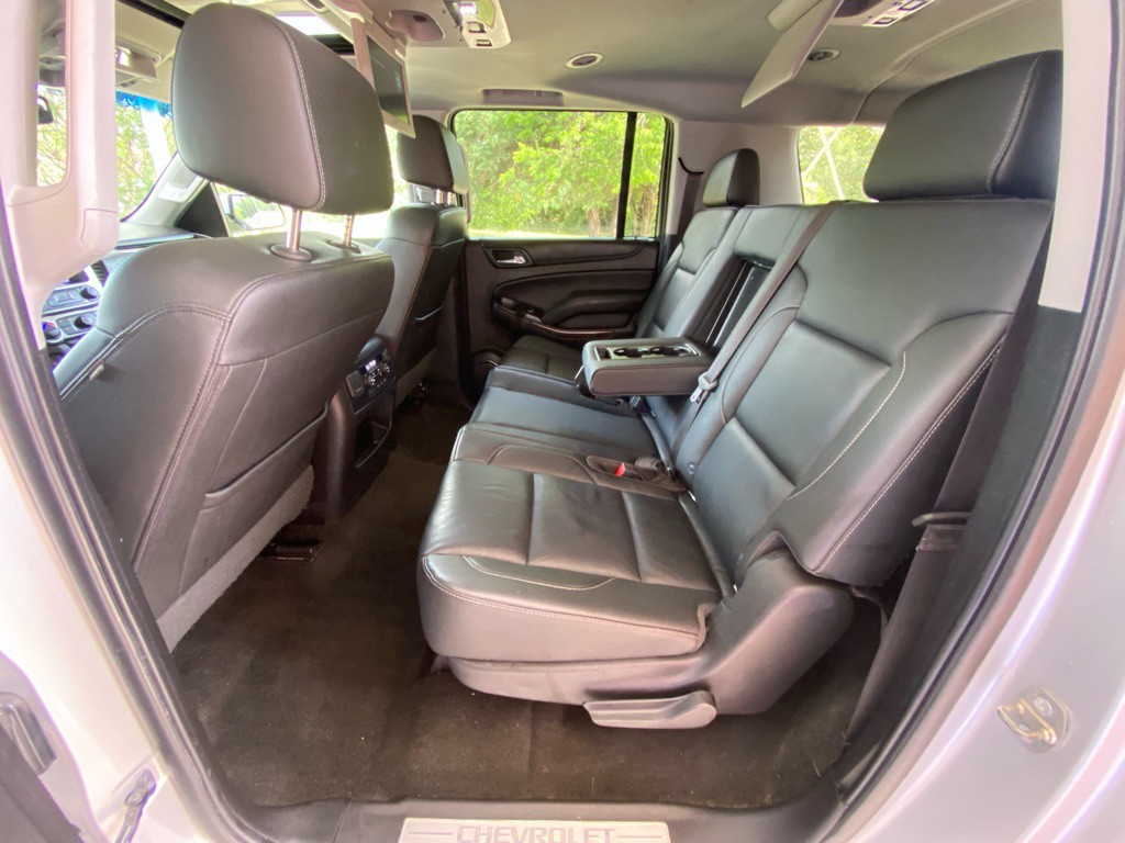 2018 Chevrolet Suburban Image 11