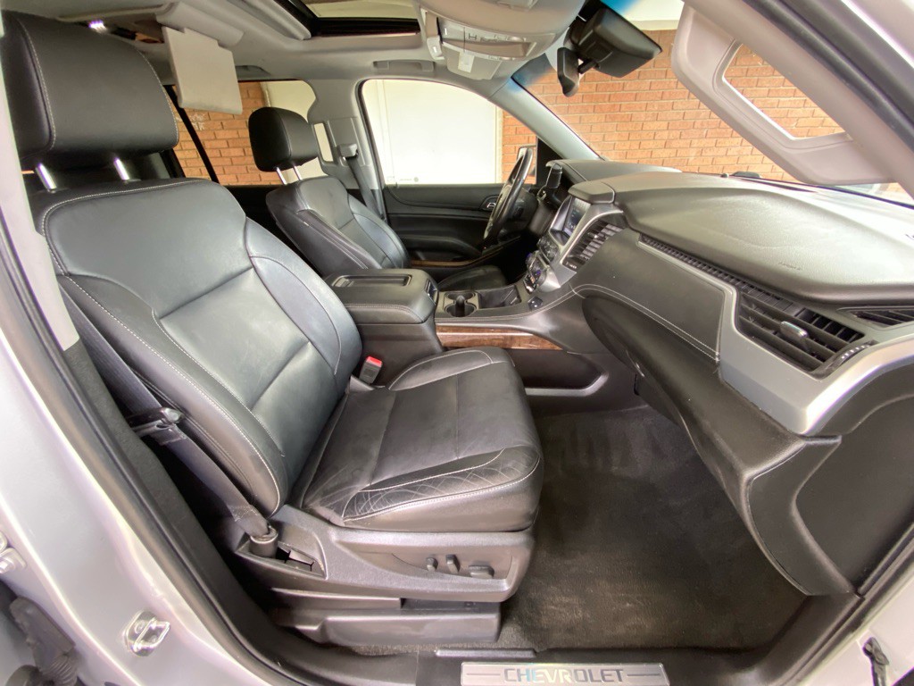 2018 Chevrolet Suburban Image 17