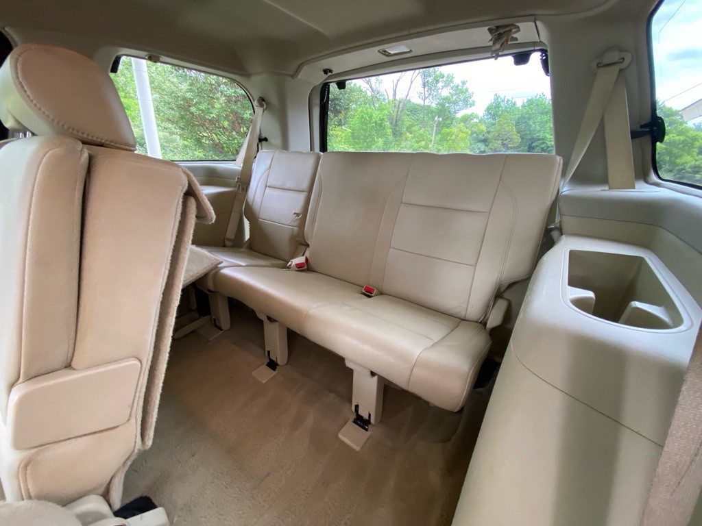 2008 INFINITI QX56 Image 12