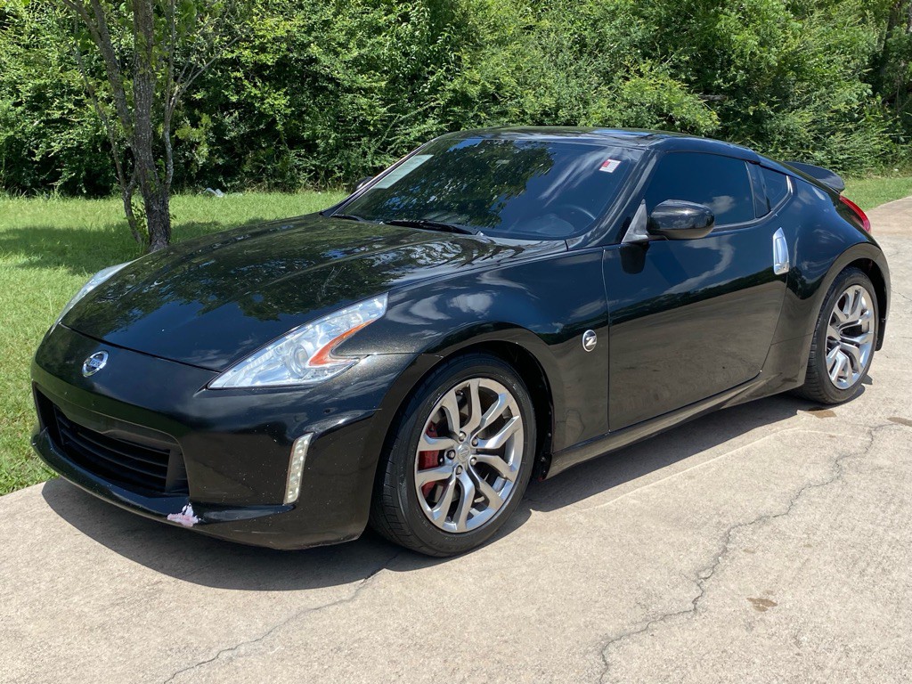 2013 Nissan 370Z Image 3