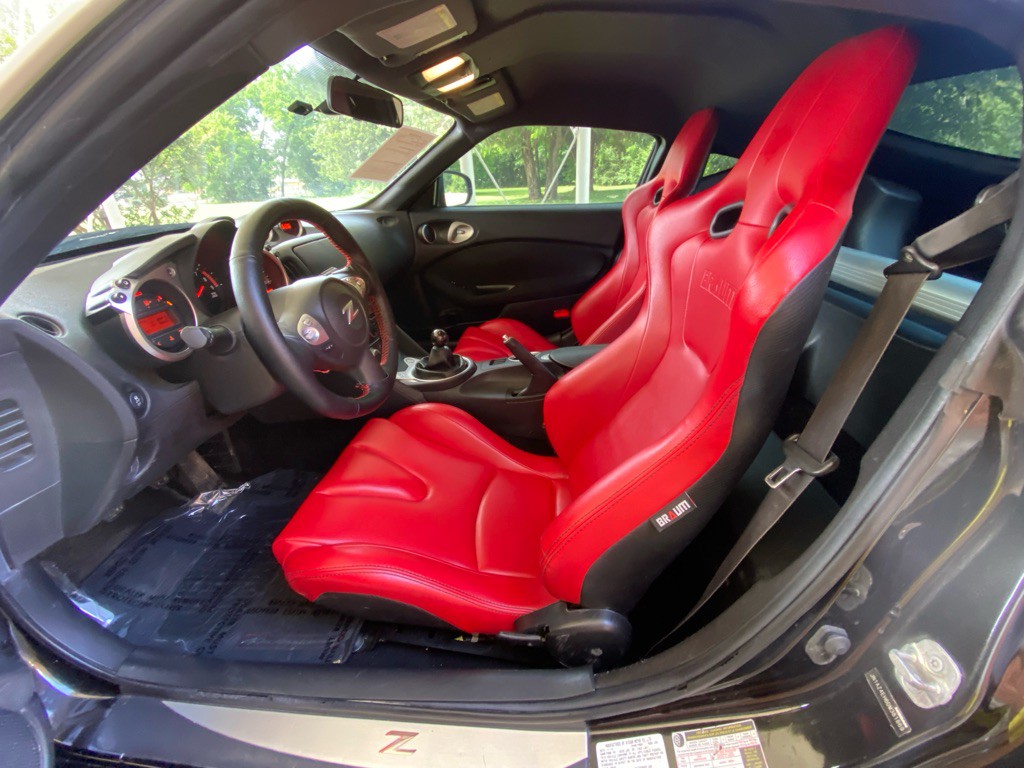 2013 Nissan 370Z Image 8
