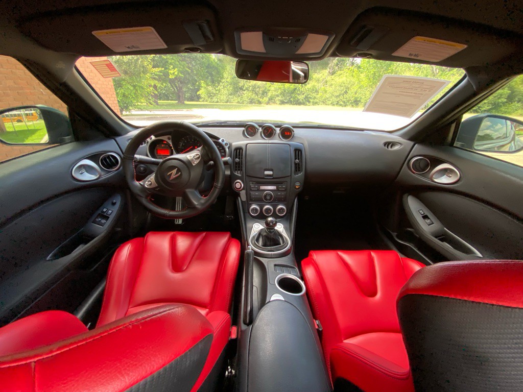 2013 Nissan 370Z Image 17