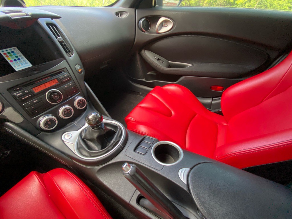 2013 Nissan 370Z Image 19