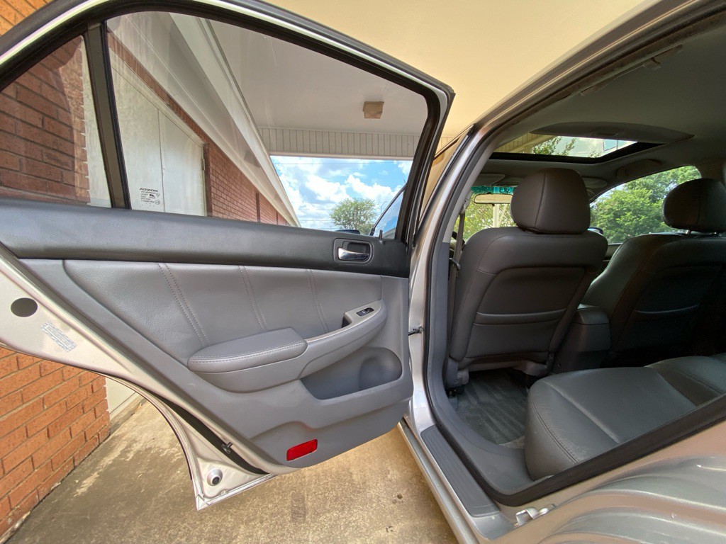 2007 Honda Accord Image 10