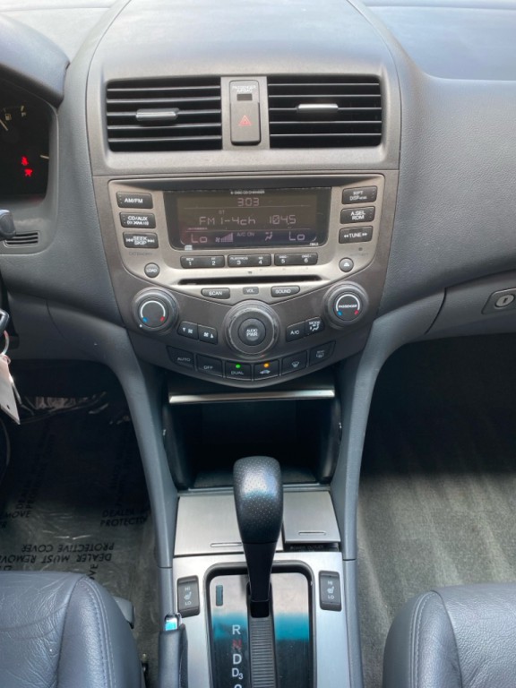 2007 Honda Accord Image 17
