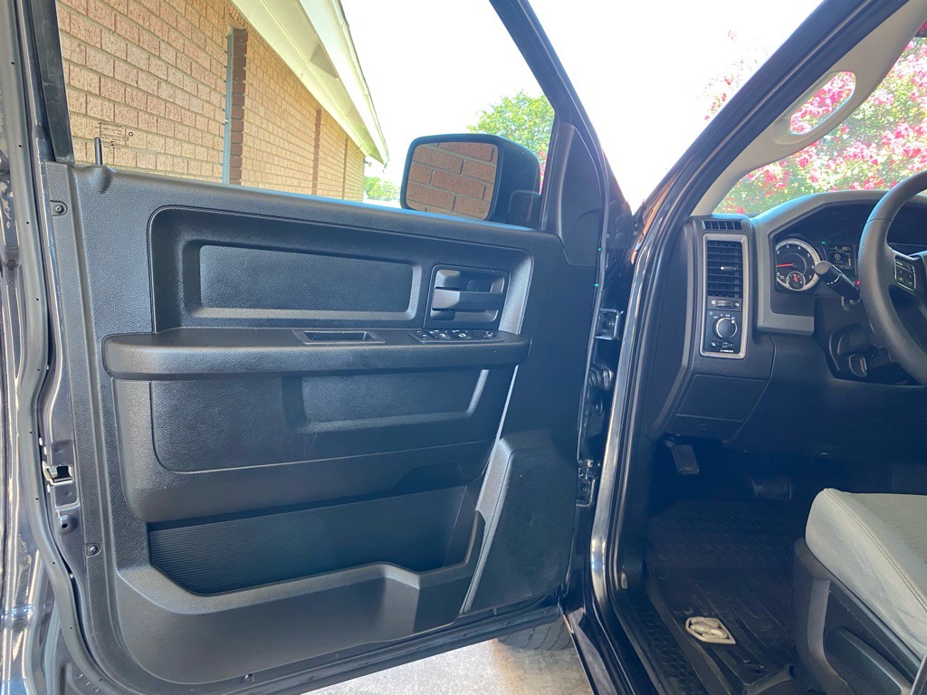 2019 RAM 1500 Image 8