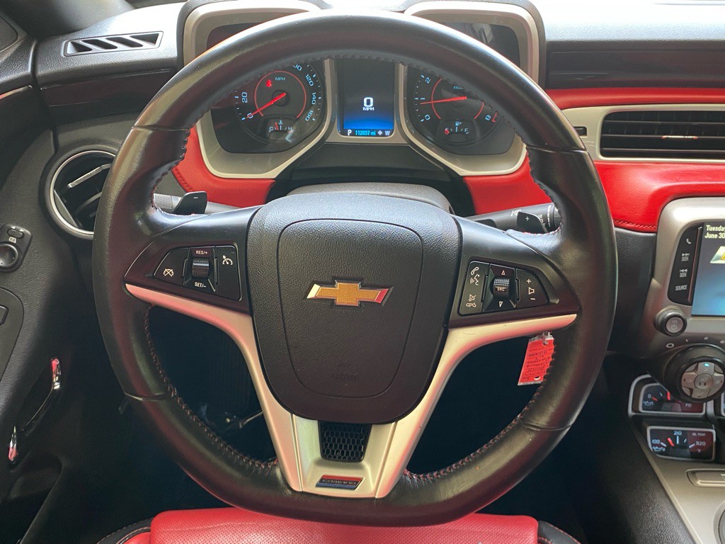 2015 Chevrolet Camaro Image 16