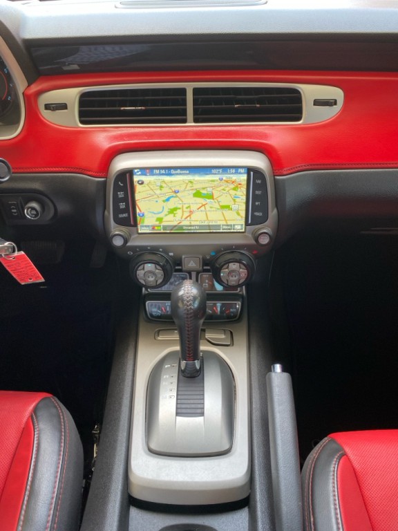 2015 Chevrolet Camaro Image 18