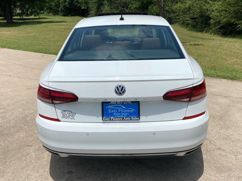 2022 Volkswagen Passat Image 5