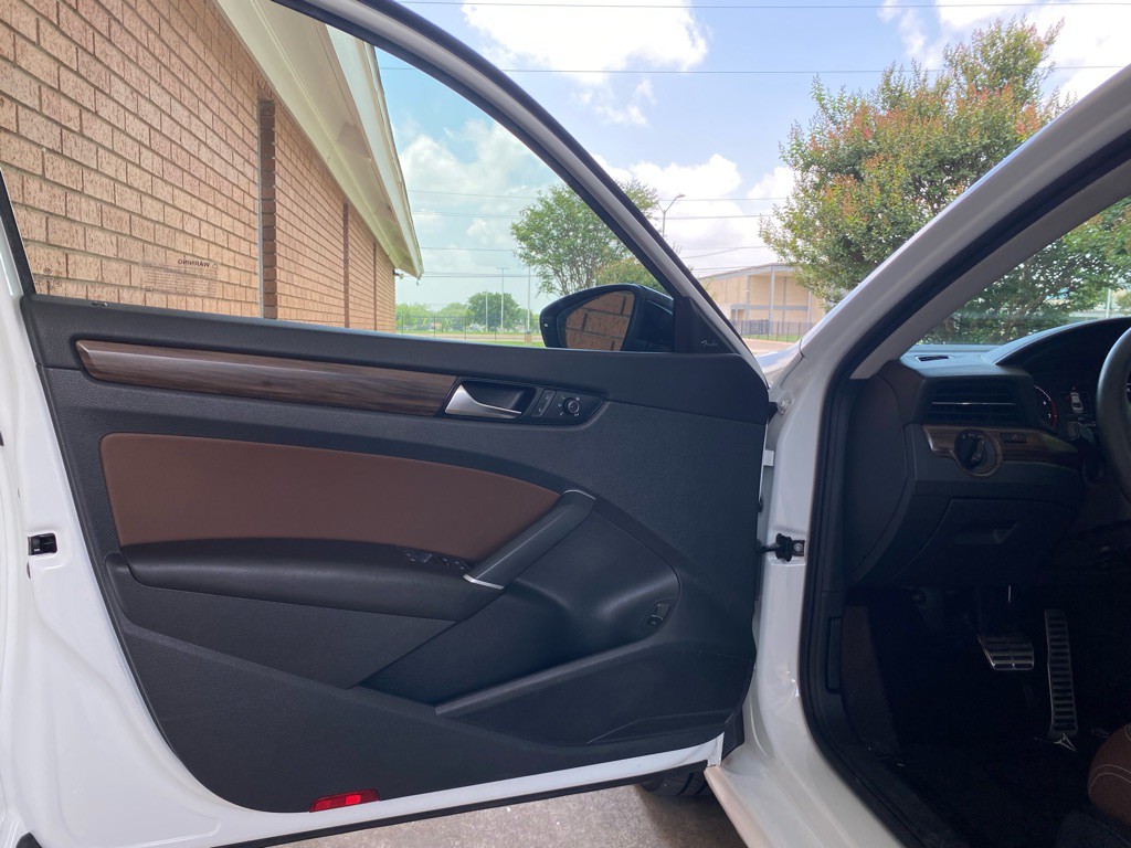 2022 Volkswagen Passat Image 8