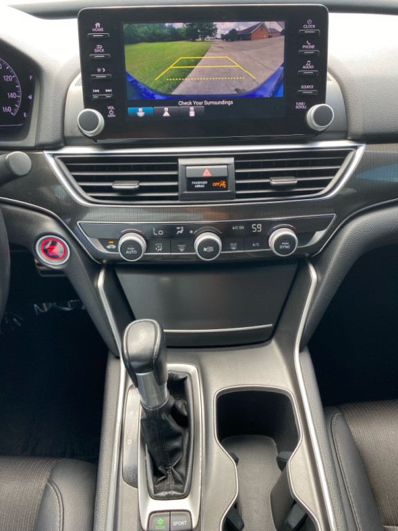 2020 Honda Accord Image 16