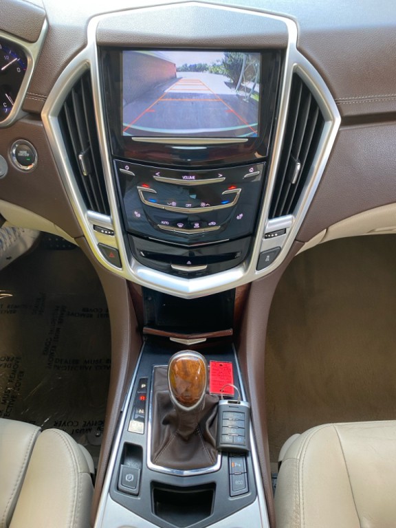 2014 Cadillac SRX Image 16